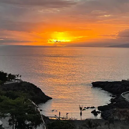 Ocean View Sunset アデヘ